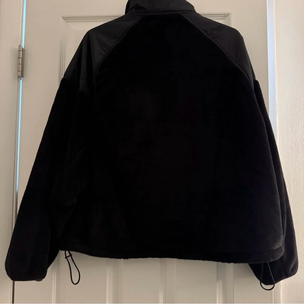 The North Face Black Jacket - Picture 2 of 4